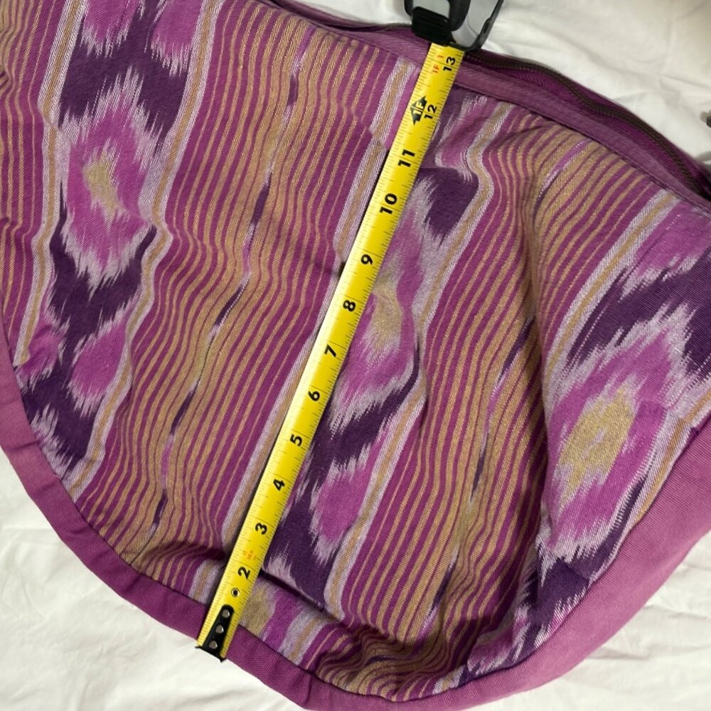 American Eagle Outfitters VTG 2011 Boho Oversized Crescent Ikat Fabric Hobo Bag - Picture 9 of 16